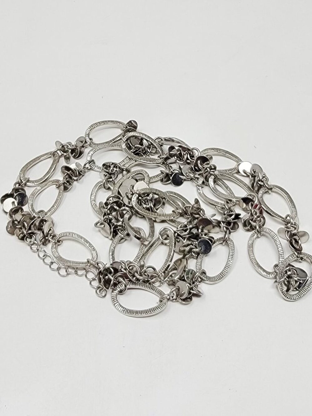 Lia Sophia Gala Ibiza Soiree Oval Links Silver Tone Necklace - Picture 3 of 5